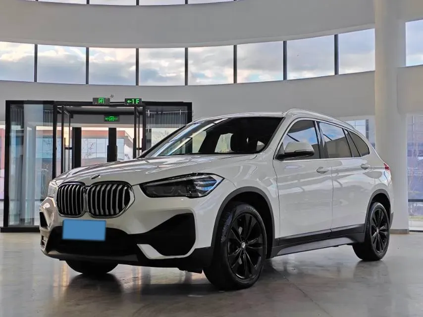 2021 BMW X1 1.5T 140HP L3 7DCT,autocango,china used car exporter,china ev exporter,chinese used car exporter,chinese used ev exporter