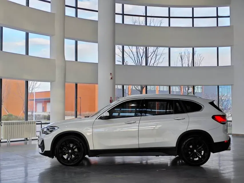 2021 BMW X1 1.5T 140HP L3 7DCT,autocango,china used car exporter,china ev exporter,chinese used car exporter,chinese used ev exporter