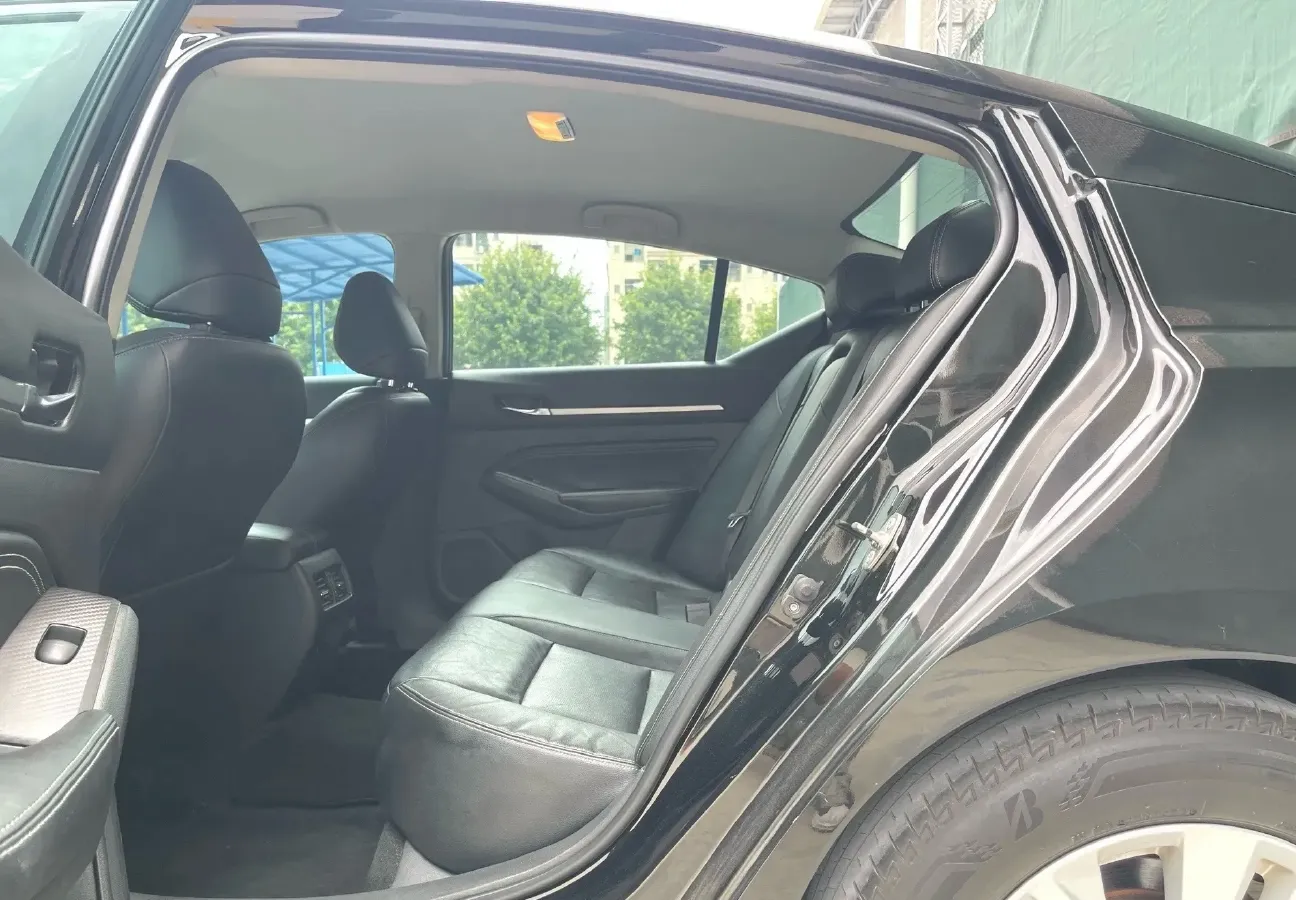 2021 Nissan Teana 2.0L 156HP L4 CVT,autocango,china used car exporter,china ev exporter,chinese used car exporter,chinese used ev exporter