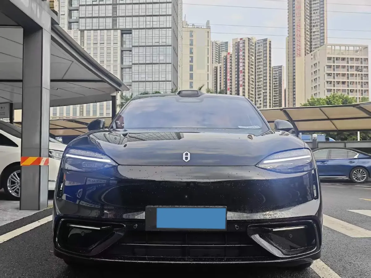 2026 Toyota Camry 2.5L 185HP L4 E-CVT Hybrid,autocango,china used car exporter,china ev exporter,chinese used car exporter,chinese used ev exporter