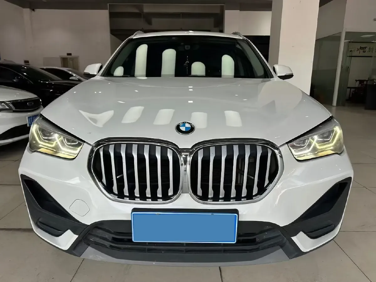 2020 BMW X1 1.5T 140HP L3 7DCT,autocango,china used car exporter,china ev exporter,chinese used car exporter,chinese used ev exporter