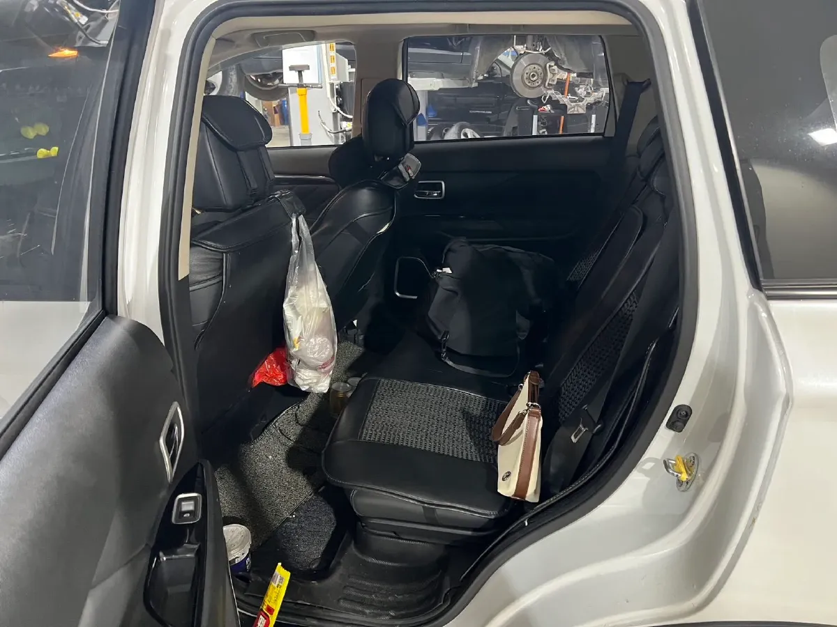 2020 Mitsubishi Outlander 2.0L 166HP L4 CVT,autocango,china used car exporter,china ev exporter,chinese used car exporter,chinese used ev exporter