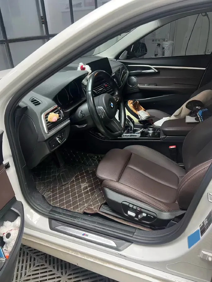 2022 BMW 1 Series 1.5T 140HP L3 7DCT,autocango,china used car exporter,china ev exporter,chinese used car exporter,chinese used ev exporter