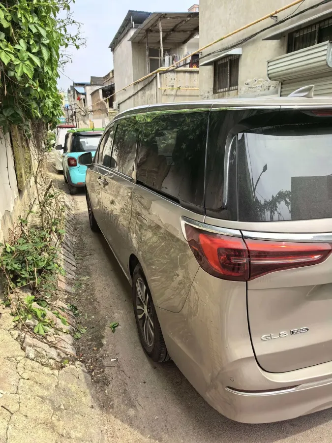 2023 Buick GL8 2.0T 237HP L4 9AT,autocango,china used car exporter,china ev exporter,chinese used car exporter,chinese used ev exporter