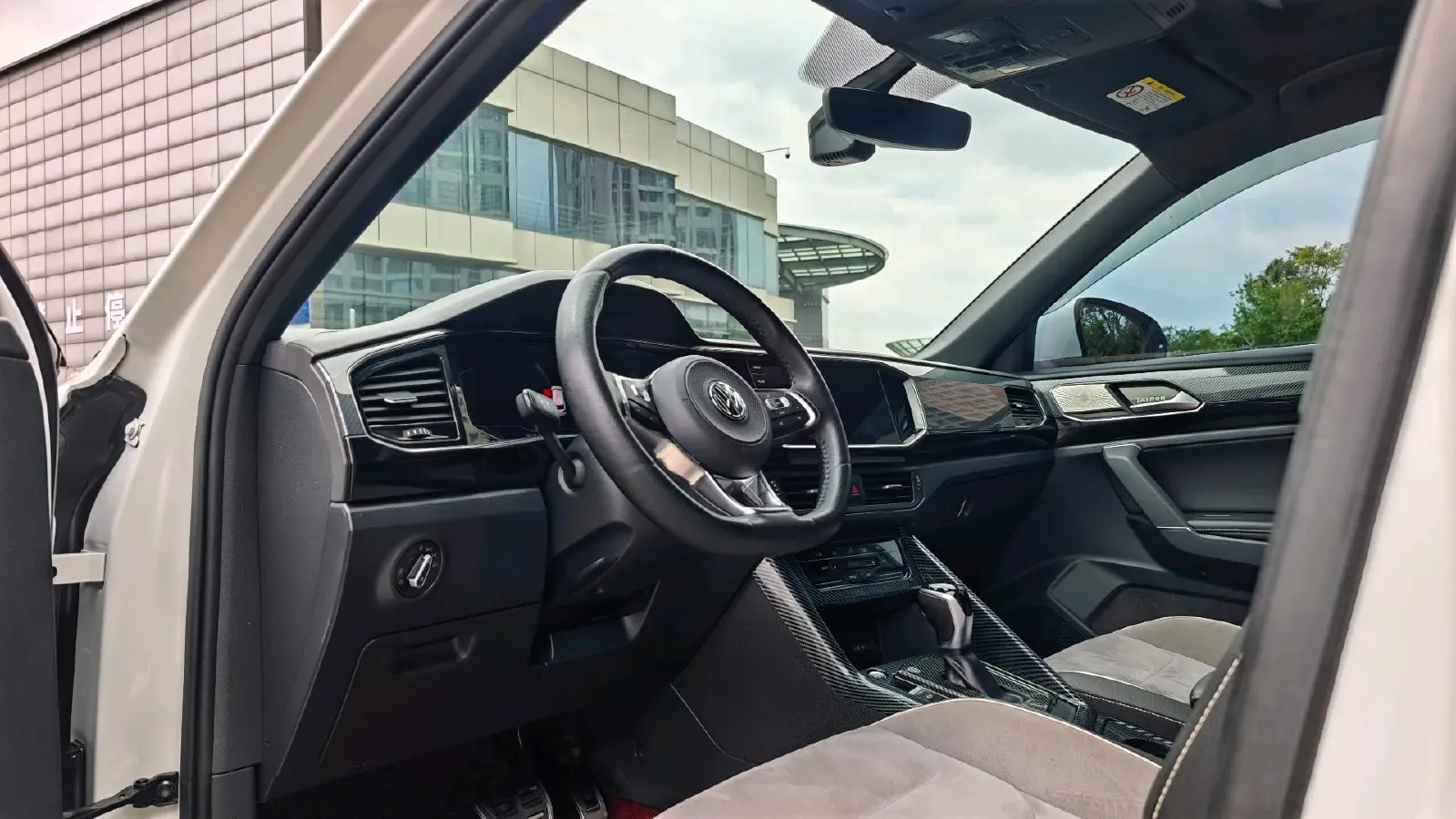 2020 Volkswagen Tayron 2.0T 220HP L4 7DCT,autocango,china used car exporter,china ev exporter,chinese used car exporter,chinese used ev exporter