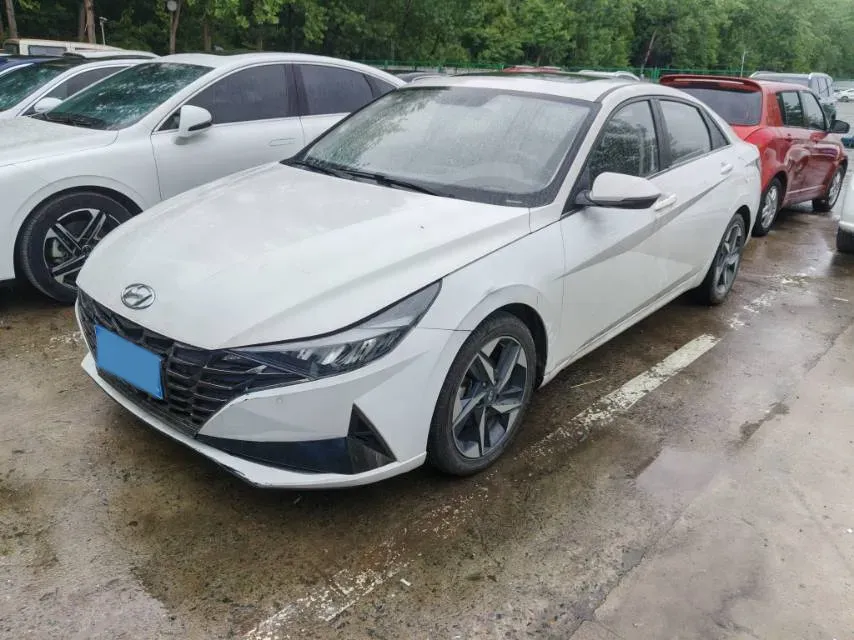 2021 Hyundai Elantra 1.5L 115HP L4 CVT,autocango,china used car exporter,china ev exporter,chinese used car exporter,chinese used ev exporter