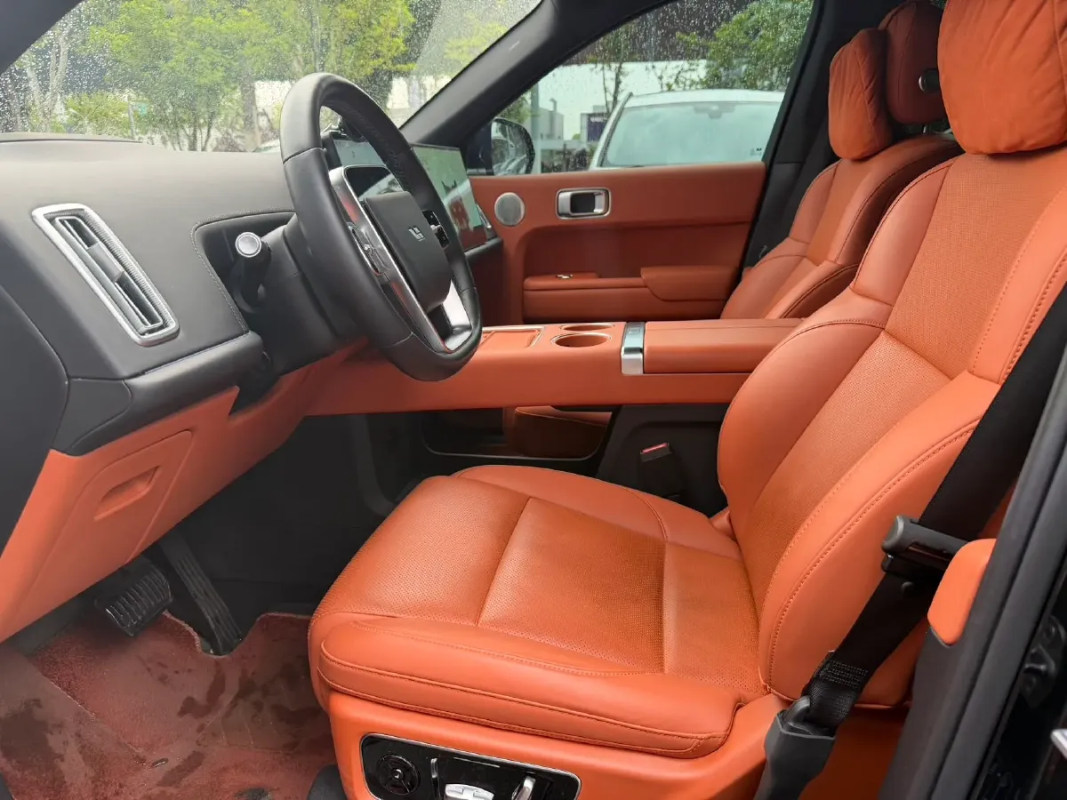 2024 Land Rover Range Rover Evoque 1.5T 200HP L3 8AT PHEV 15.5KWH,autocango,china used car exporter,china ev exporter,chinese used car exporter,chinese used ev exporter