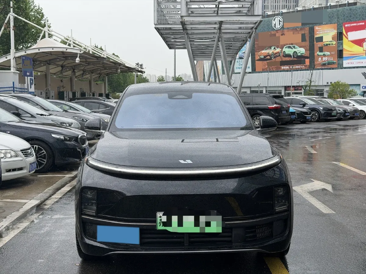 2024 Land Rover Range Rover Evoque 1.5T 200HP L3 8AT PHEV 15.5KWH,autocango,china used car exporter,china ev exporter,chinese used car exporter,chinese used ev exporter