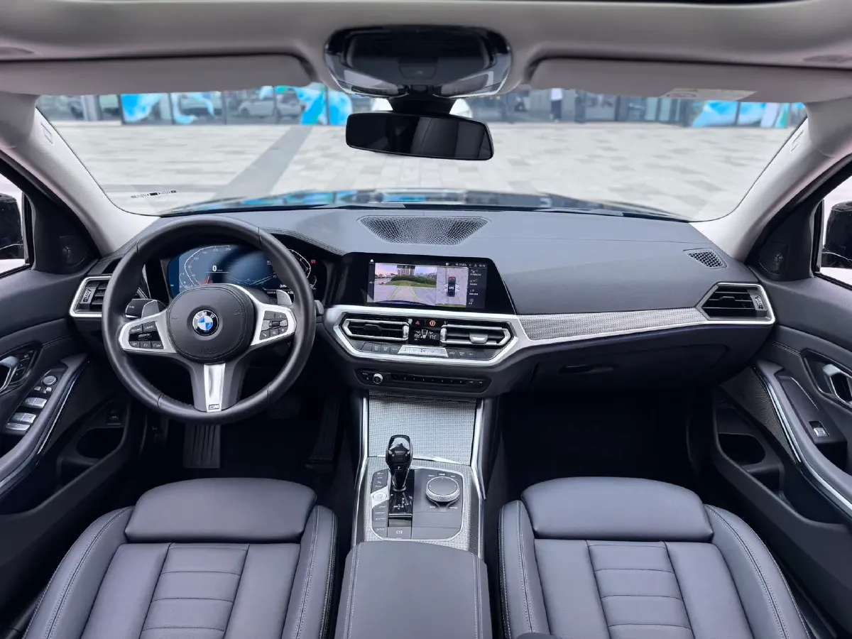2021 BMW 3 Series 2.0T 184HP L4 8AT,autocango,china used car exporter,china ev exporter,chinese used car exporter,chinese used ev exporter