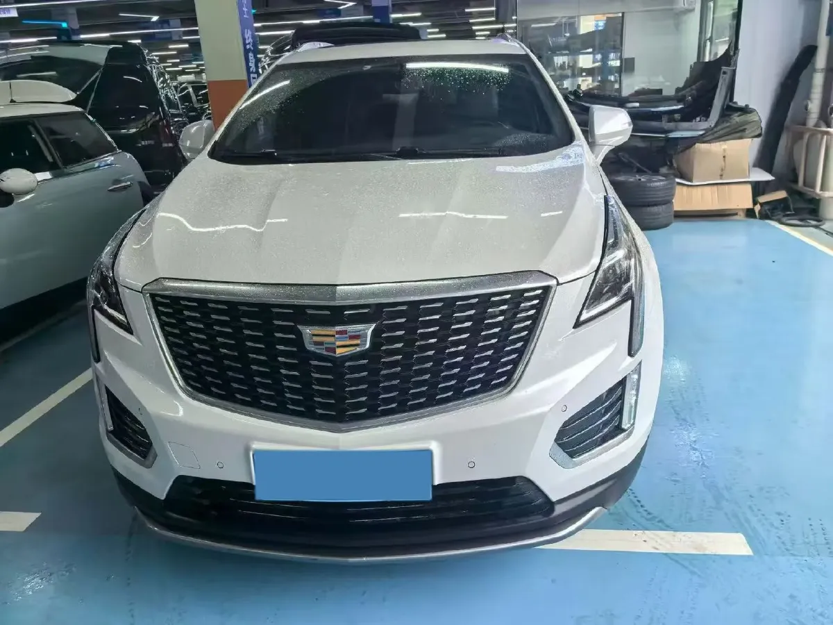 2020 Cadillac XT5 2.0T 241HP L4 9AT,autocango,china used car exporter,china ev exporter,chinese used car exporter,chinese used ev exporter