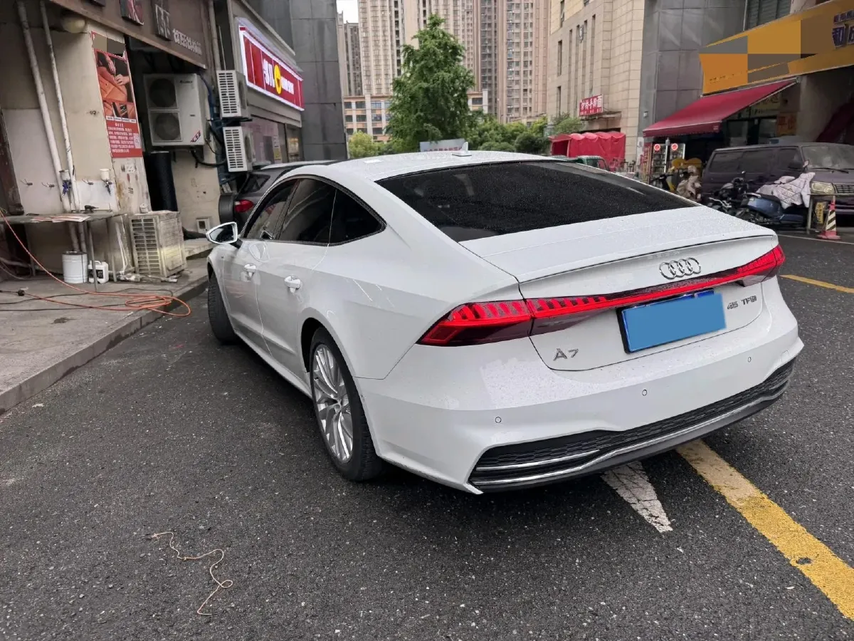 2020 Audi A7 2.0T 245HP L4 7DCT,autocango,china used car exporter,china ev exporter,chinese used car exporter,chinese used ev exporter