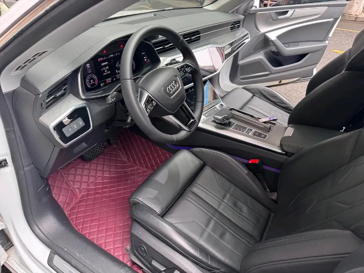 2020 Audi A7 2.0T 245HP L4 7DCT,autocango,china used car exporter,china ev exporter,chinese used car exporter,chinese used ev exporter