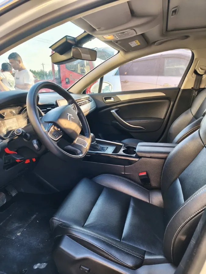 2017 Citroen C5 1.6T 167HP L4 6AT,autocango,china used car exporter,china ev exporter,chinese used car exporter,chinese used ev exporter