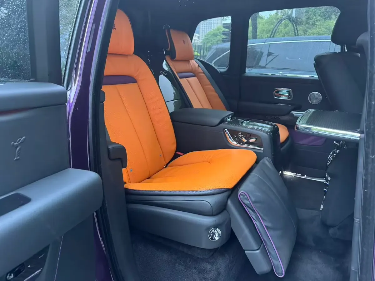 2020 Rolls-Royce Cullinan 6.7T 600HP V12 8AT,autocango,china used car exporter,china ev exporter,chinese used car exporter,chinese used ev exporter