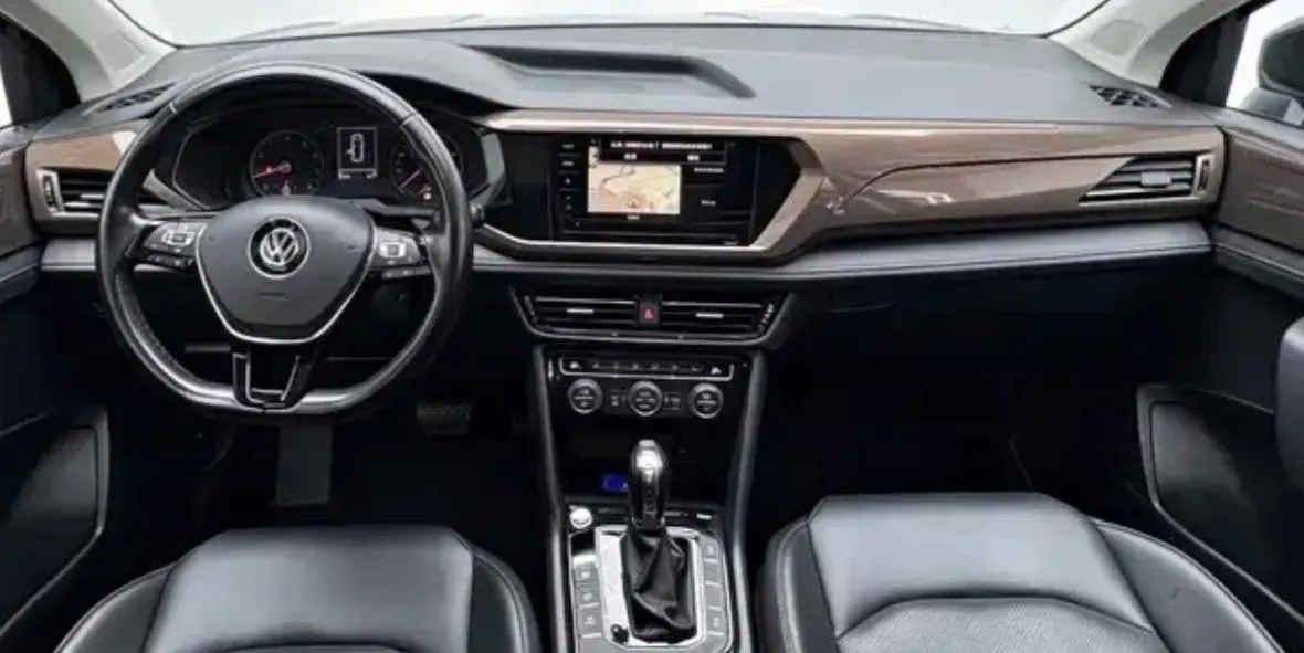 2021 Volkswagen Tharu 1.4T 150HP L4 7DCT,autocango,china used car exporter,china ev exporter,chinese used car exporter,chinese used ev exporter