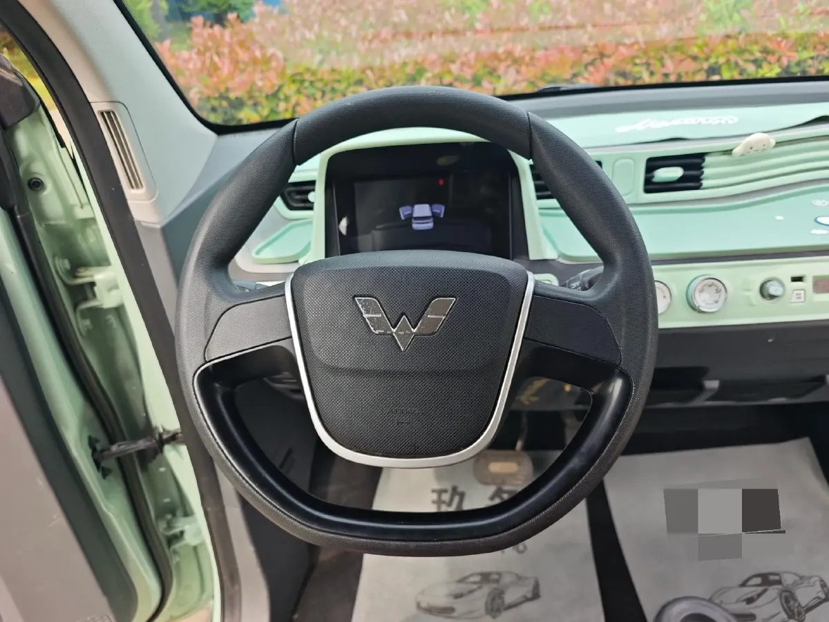 2022 WuLing HongGuang MINI EV BEV 9KWH,autocango,china used car exporter,china ev exporter,chinese used car exporter,chinese used ev exporter