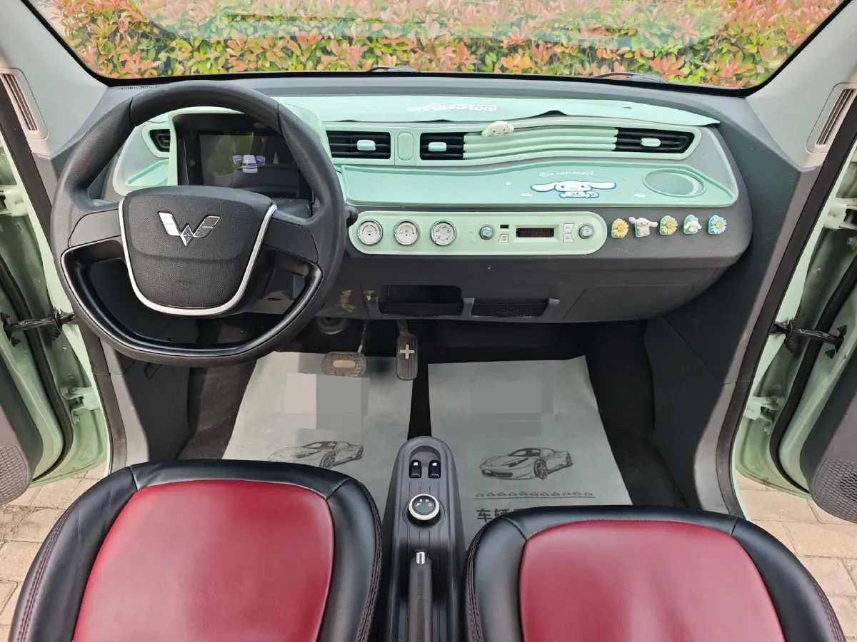 2022 WuLing HongGuang MINI EV BEV 9KWH,autocango,china used car exporter,china ev exporter,chinese used car exporter,chinese used ev exporter