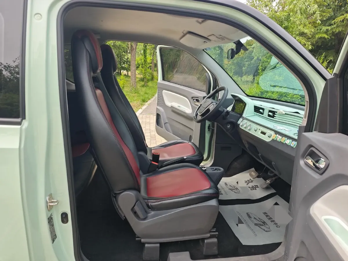 2022 WuLing HongGuang MINI EV BEV 9KWH,autocango,china used car exporter,china ev exporter,chinese used car exporter,chinese used ev exporter