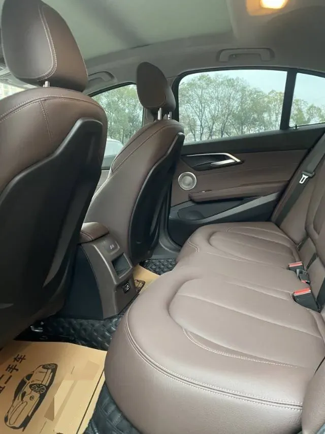 2022 BMW 1 Series 1.5T 140HP L3 7DCT,autocango,china used car exporter,china ev exporter,chinese used car exporter,chinese used ev exporter