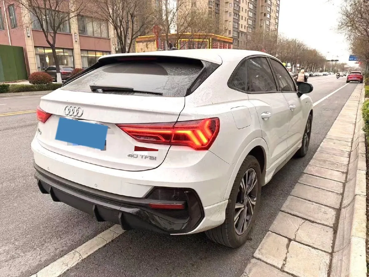2022 Audi Q3 Sportback 2.0T 186HP L4 7DCT,autocango,china used car exporter,china ev exporter,chinese used car exporter,chinese used ev exporter