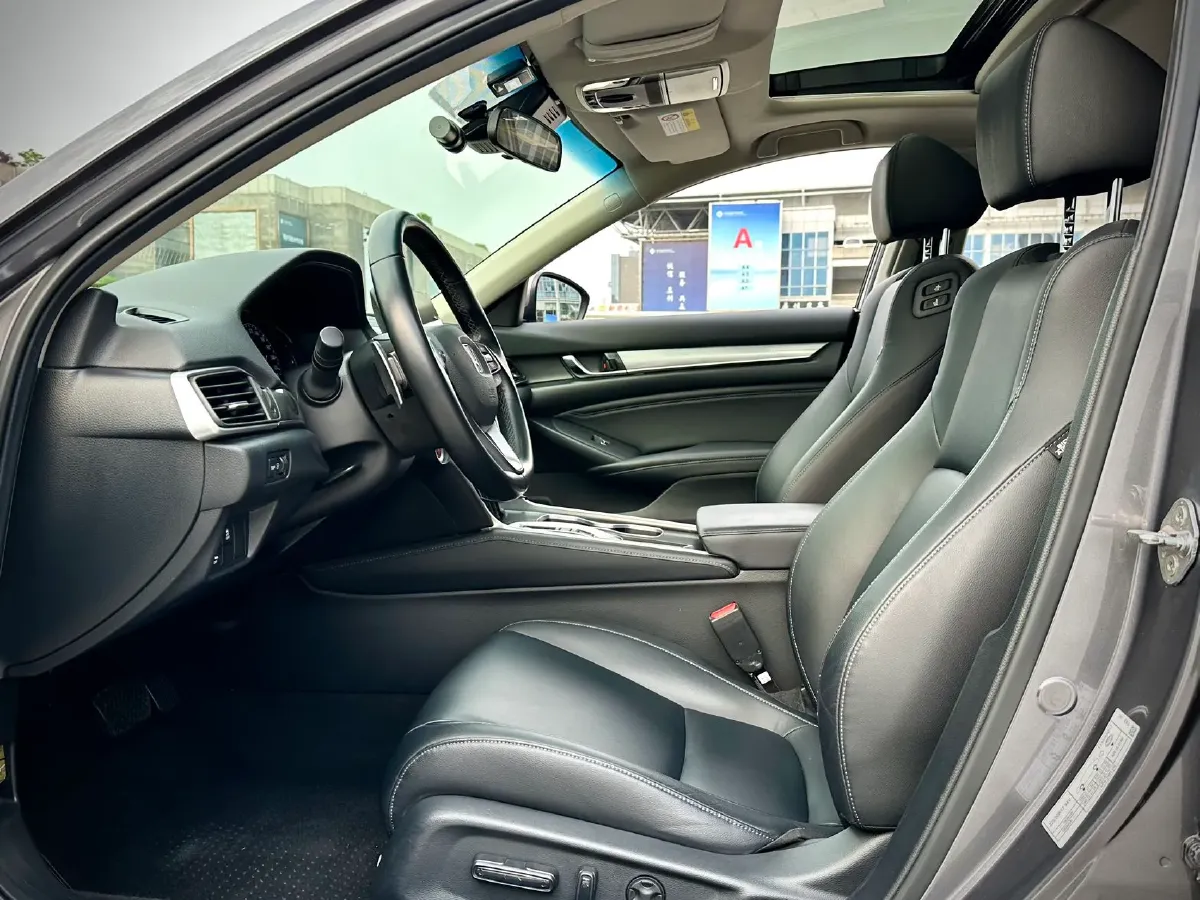 2018 Honda Accord 2.0L 146HP L4 E-CVT Hybrid,autocango,china used car exporter,china ev exporter,chinese used car exporter,chinese used ev exporter