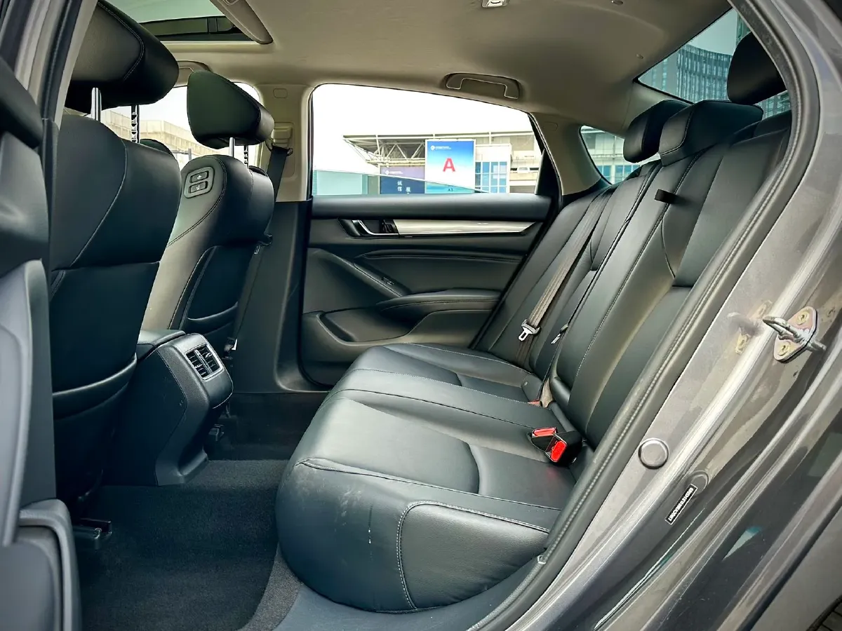 2018 Honda Accord 2.0L 146HP L4 E-CVT Hybrid,autocango,china used car exporter,china ev exporter,chinese used car exporter,chinese used ev exporter