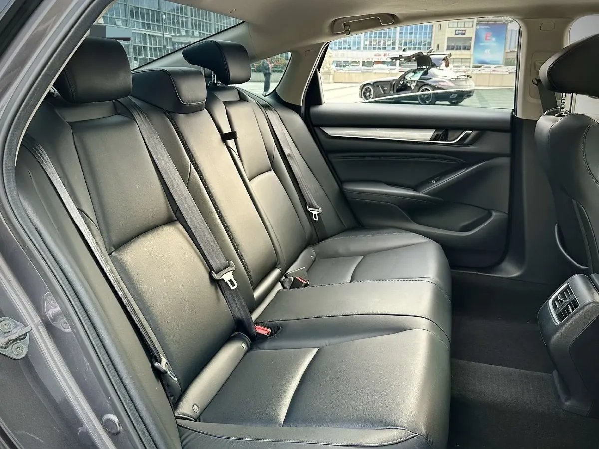 2018 Honda Accord 2.0L 146HP L4 E-CVT Hybrid,autocango,china used car exporter,china ev exporter,chinese used car exporter,chinese used ev exporter