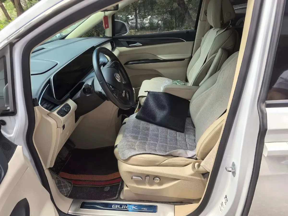 2023 Buick GL8 2.0T 237HP L4 9AT,autocango,china used car exporter,china ev exporter,chinese used car exporter,chinese used ev exporter