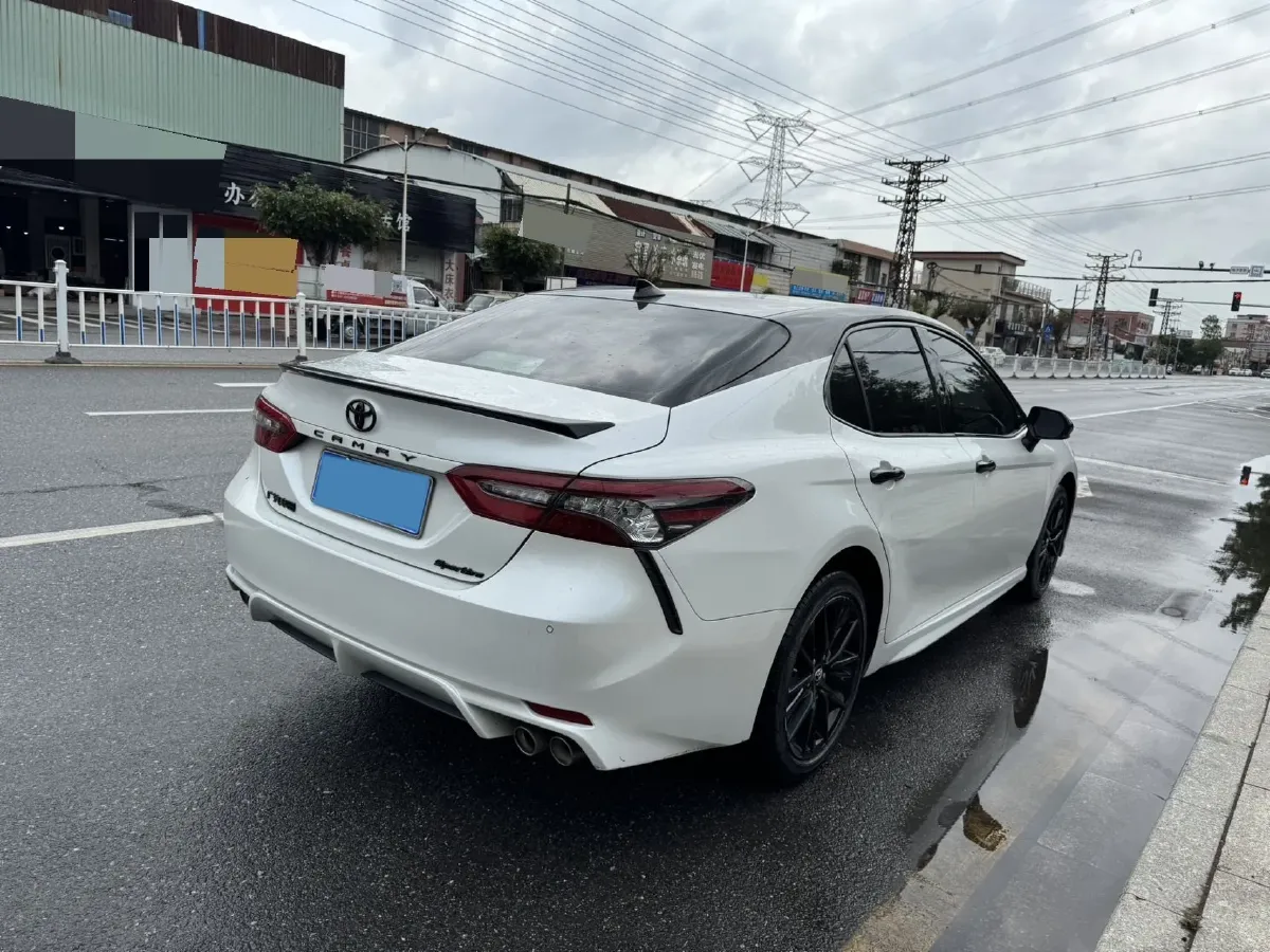 2023 Toyota Camry 2.5L 207HP L4 8AT,autocango,china used car exporter,china ev exporter,chinese used car exporter,chinese used ev exporter
