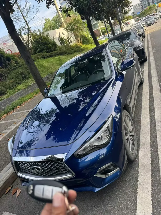 2018 Jeep Grand Commander 2.0T 265HP L4 9AT,autocango,china used car exporter,china ev exporter,chinese used car exporter,chinese used ev exporter