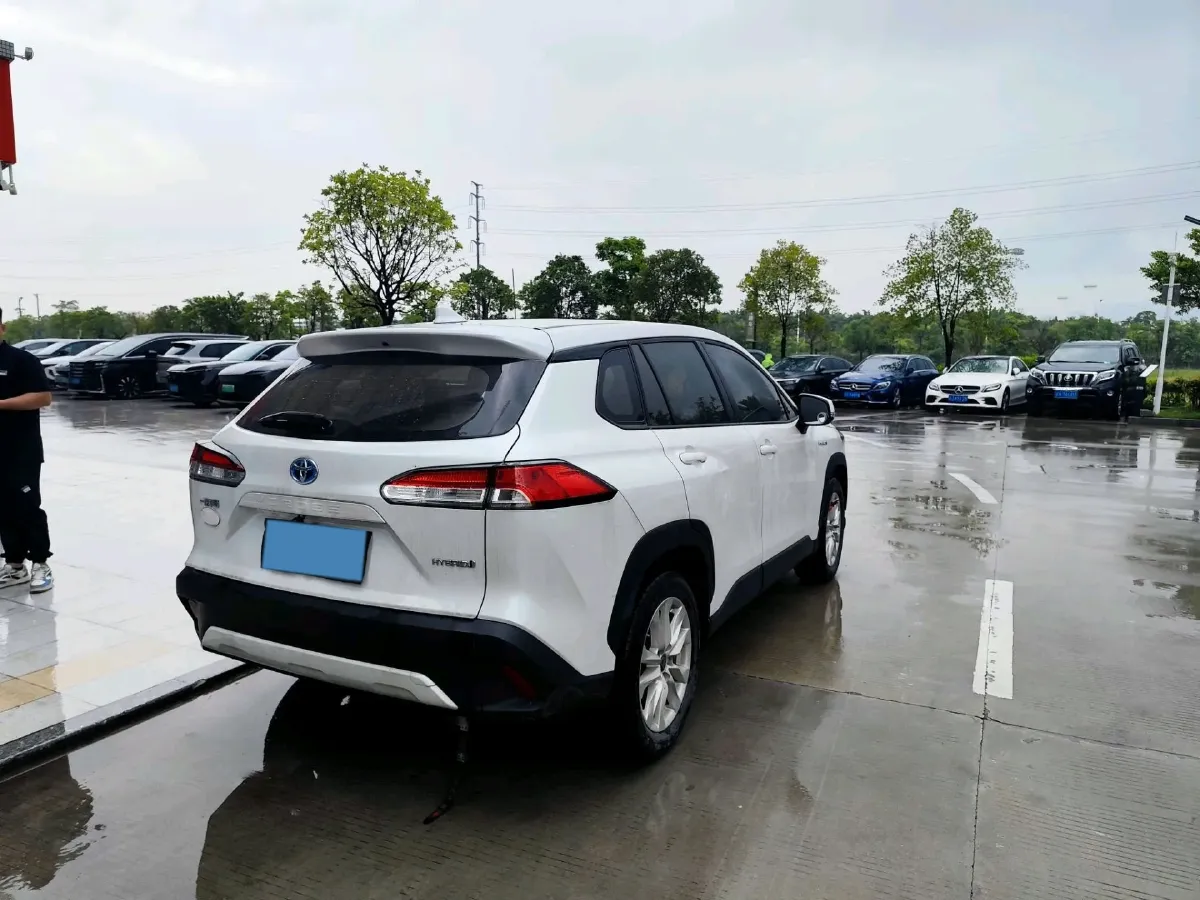 2023 Toyota Corolla Cross 2.0L 152HP L4 E-CVT Hybrid,autocango,china used car exporter,china ev exporter,chinese used car exporter,chinese used ev exporter