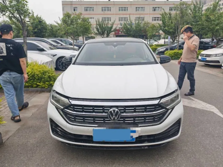 2023 Volkswagen Sagitar 1.5T 160HP L4 7DCT,autocango,china used car exporter,china ev exporter,chinese used car exporter,chinese used ev exporter