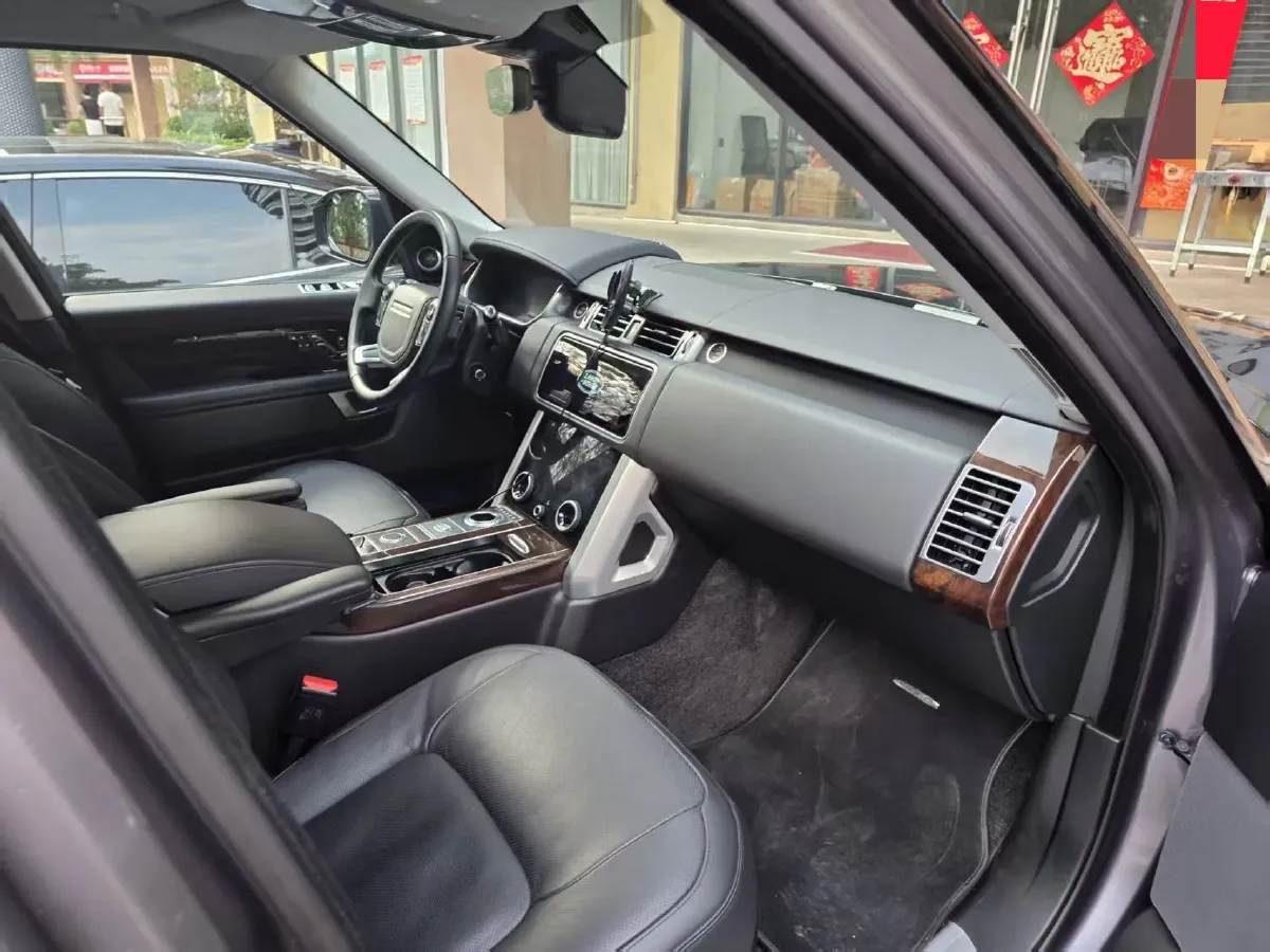 2021 Land Rover Range Rover 3.0T 400HP L6 8AT,autocango,china used car exporter,china ev exporter,chinese used car exporter,chinese used ev exporter