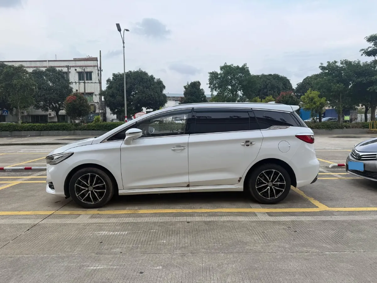2017 BYD Song MAX 1.5T 154HP L4 6DCT,autocango,china used car exporter,china ev exporter,chinese used car exporter,chinese used ev exporter