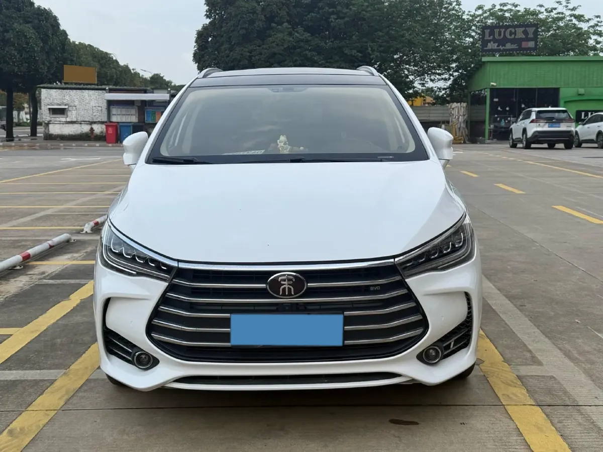 2017 BYD Song MAX 1.5T 154HP L4 6DCT,autocango,china used car exporter,china ev exporter,chinese used car exporter,chinese used ev exporter