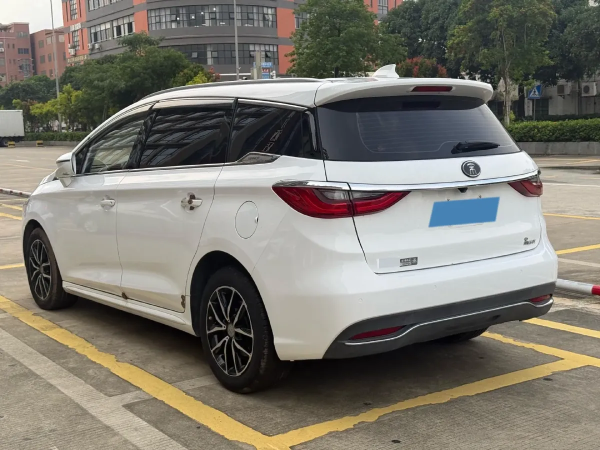 2017 BYD Song MAX 1.5T 154HP L4 6DCT,autocango,china used car exporter,china ev exporter,chinese used car exporter,chinese used ev exporter