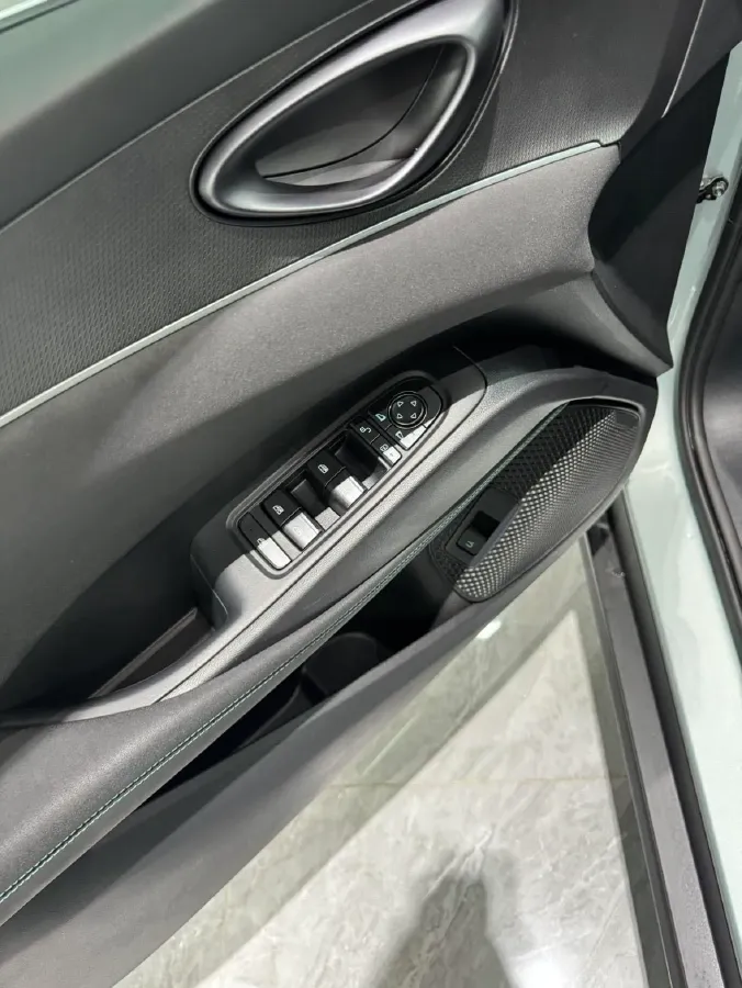 2025 BYD Seal06 1.5L 101HP L4 E-CVT PHEV 10.08KWH,autocango,china used car exporter,china ev exporter,chinese used car exporter,chinese used ev exporter