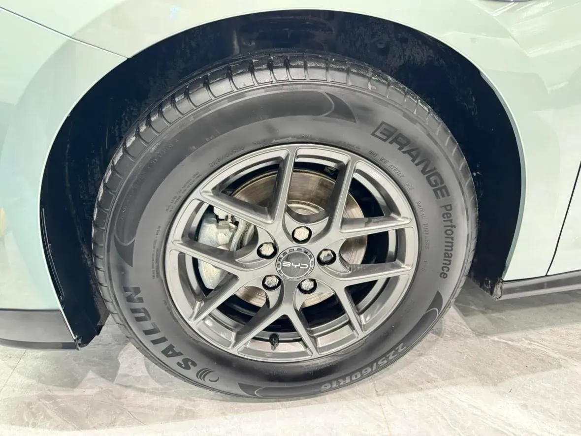 2025 BYD Seal06 1.5L 101HP L4 E-CVT PHEV 10.08KWH,autocango,china used car exporter,china ev exporter,chinese used car exporter,chinese used ev exporter