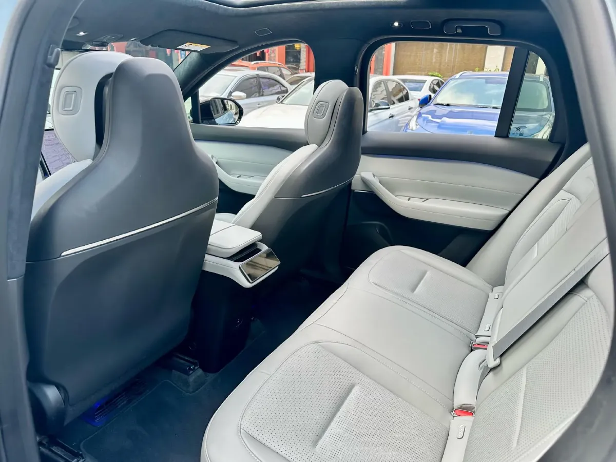 2024 NIO ES6 BEV 75KWH,autocango,china used car exporter,china ev exporter,chinese used car exporter,chinese used ev exporter