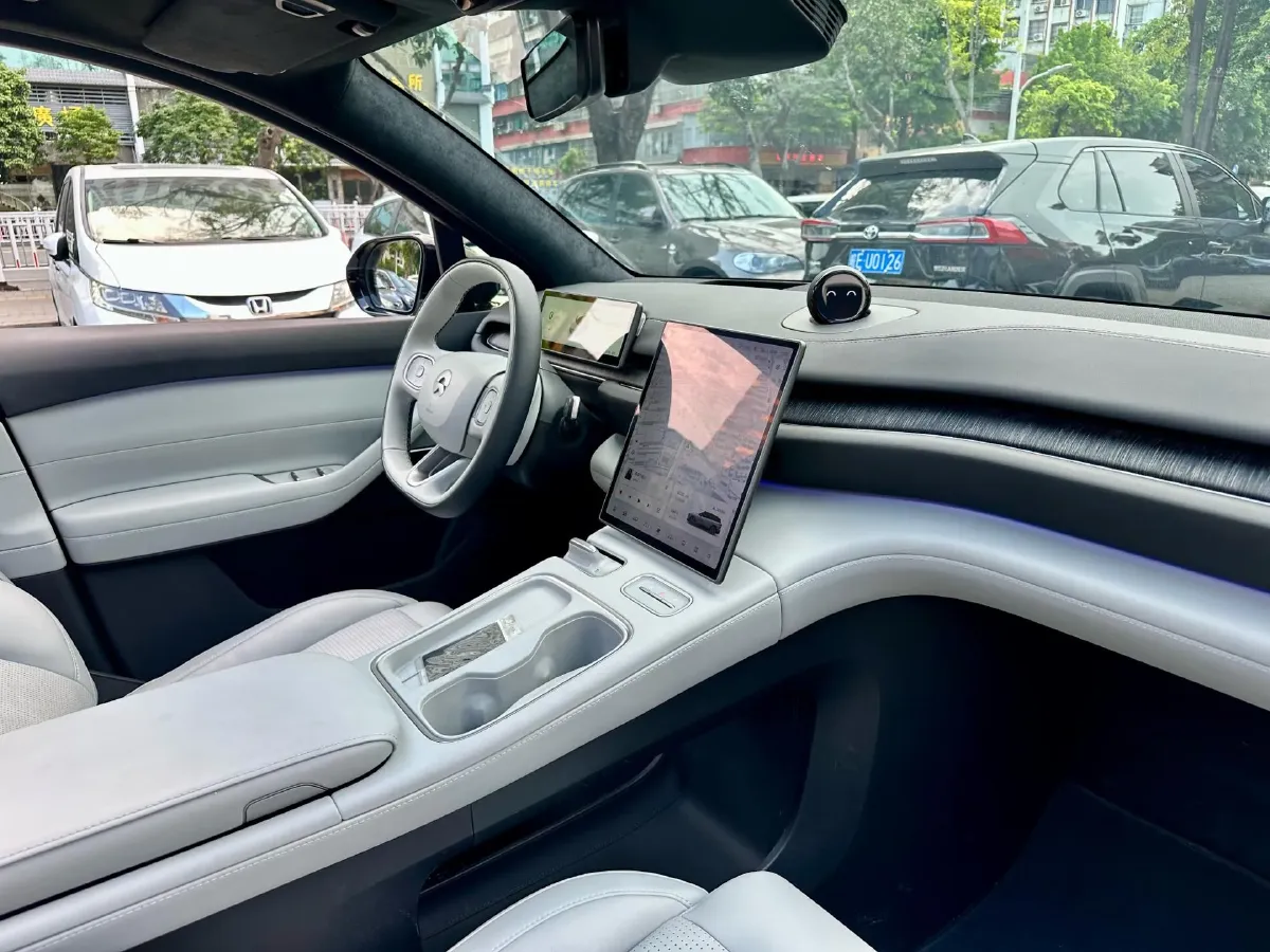 2024 NIO ES6 BEV 75KWH,autocango,china used car exporter,china ev exporter,chinese used car exporter,chinese used ev exporter