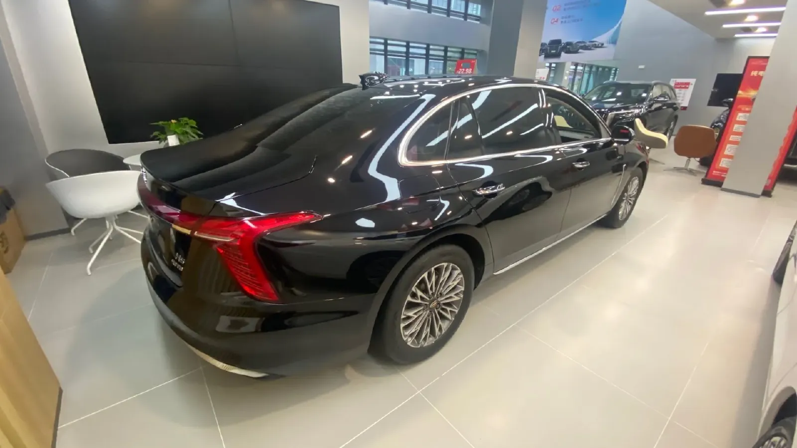 2023 HongQi H5 2.0T 224HP L4 8AT,autocango,china used car exporter,china ev exporter,chinese used car exporter,chinese used ev exporter
