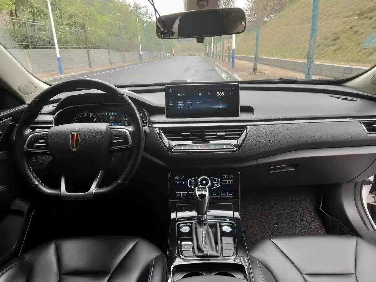 2019 HongQi H5 1.8T 180HP L4 6AT,autocango,china used car exporter,china ev exporter,chinese used car exporter,chinese used ev exporter