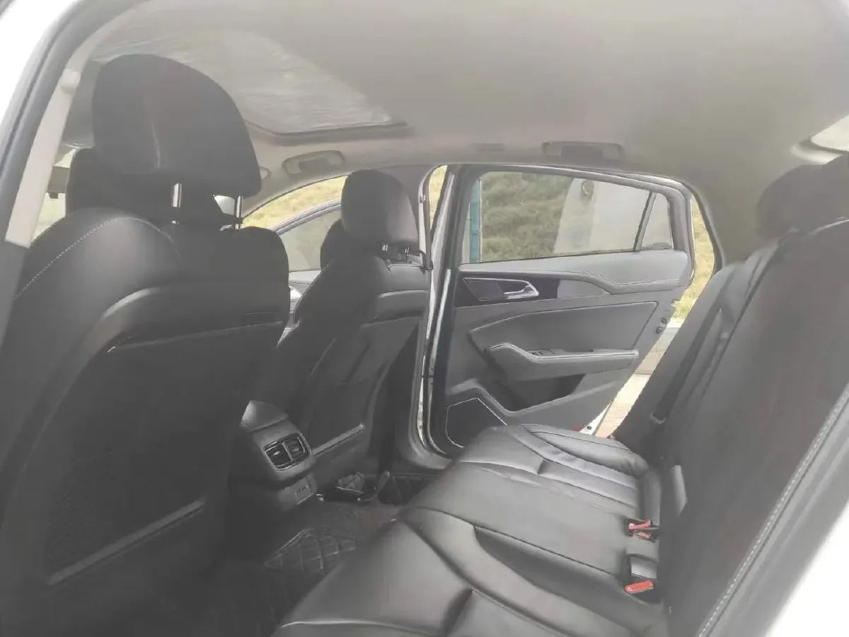 2019 HongQi H5 1.8T 180HP L4 6AT,autocango,china used car exporter,china ev exporter,chinese used car exporter,chinese used ev exporter