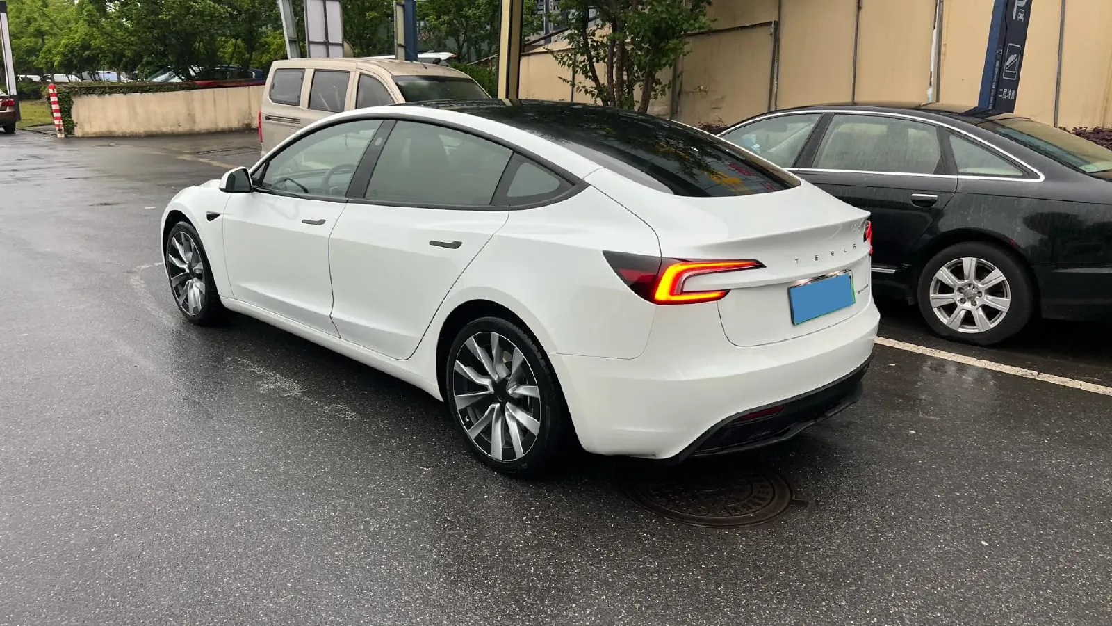 2023 Buick EnvisionPlus 2.0T 237HP L4 9AT,autocango,china used car exporter,china ev exporter,chinese used car exporter,chinese used ev exporter