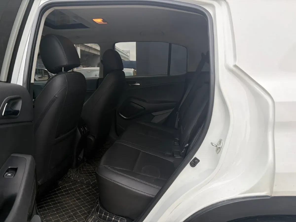 2021 Hyundai ix35 1.4T 140HP L4 7DCT,autocango,china used car exporter,china ev exporter,chinese used car exporter,chinese used ev exporter