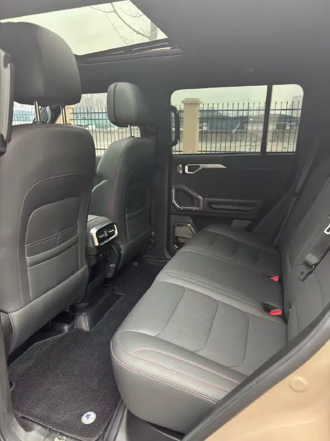 2023 Jetour Traveller 2.0T 254HP L4 7DCT,autocango,china used car exporter,china ev exporter,chinese used car exporter,chinese used ev exporter