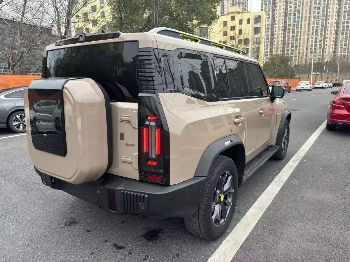 2023 Jetour Traveller 2.0T 254HP L4 7DCT,autocango,china used car exporter,china ev exporter,chinese used car exporter,chinese used ev exporter