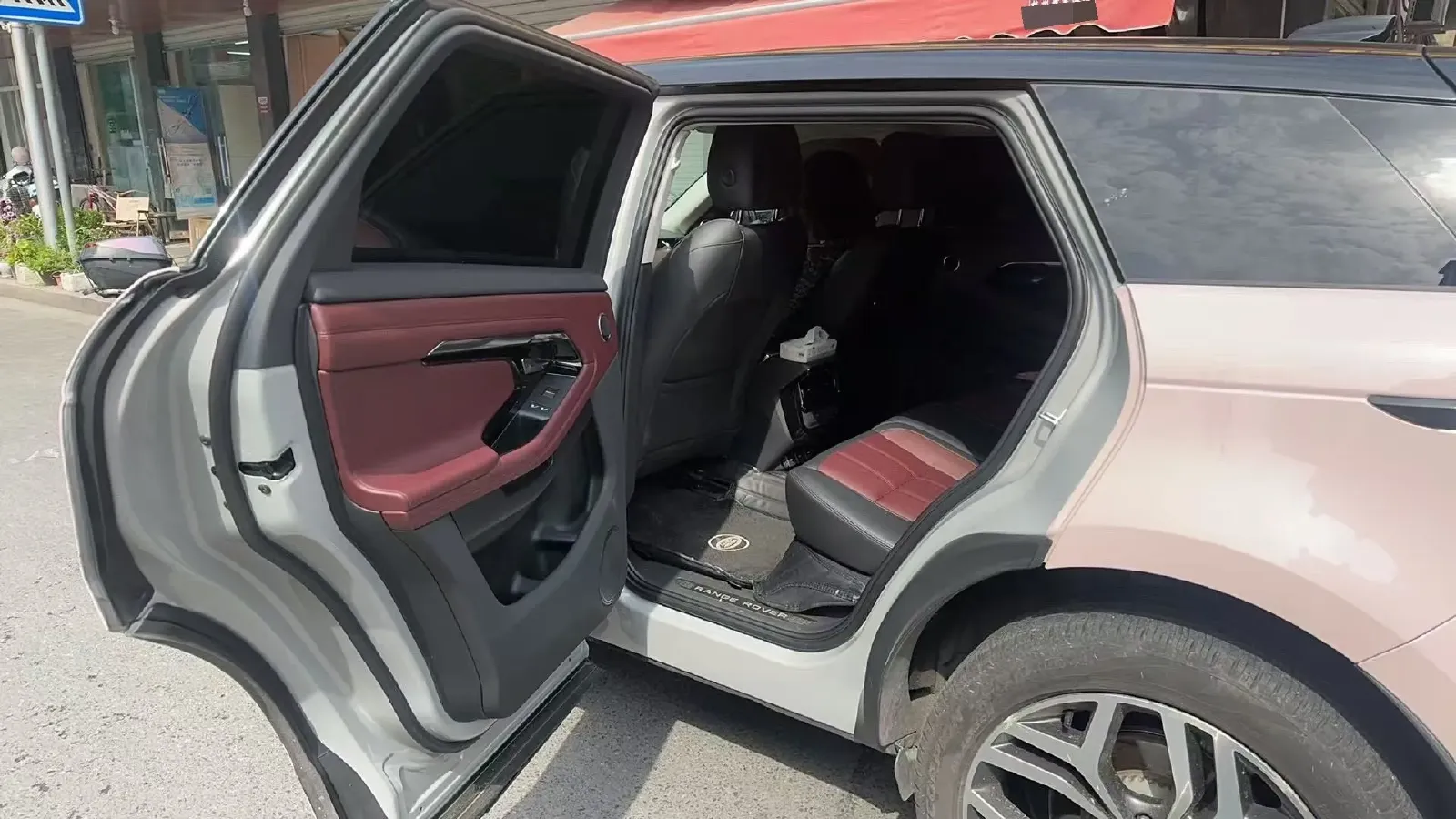 2021 Land Rover Range Rover Evoque 2.0T 249HP L4 9AT,autocango,china used car exporter,china ev exporter,chinese used car exporter,chinese used ev exporter