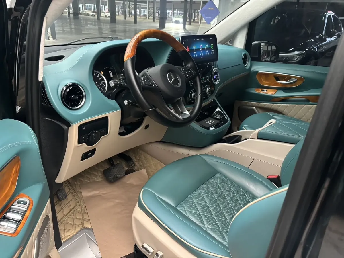 2021 Mercedes-Benz Vito 2.0T 211HP L4 9AT,autocango,china used car exporter,china ev exporter,chinese used car exporter,chinese used ev exporter
