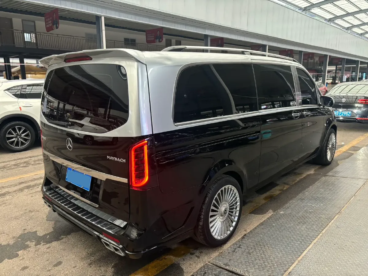 2021 Mercedes-Benz Vito 2.0T 211HP L4 9AT,autocango,china used car exporter,china ev exporter,chinese used car exporter,chinese used ev exporter